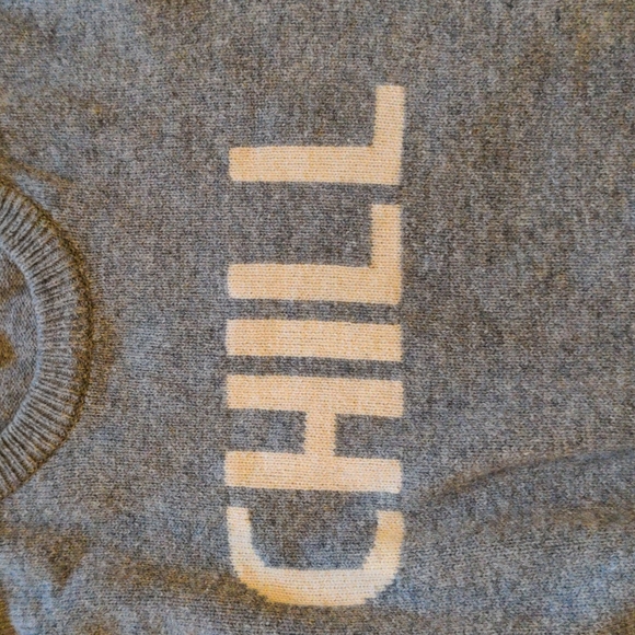 Gray Sweater - Picture 5 of 5